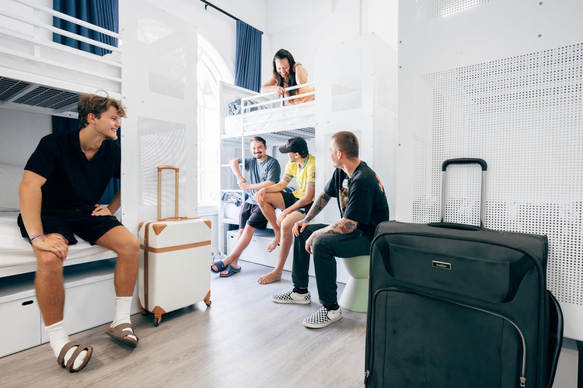 Maze Backpackers - Gold Coast Vandrehjem Eksteriør billede